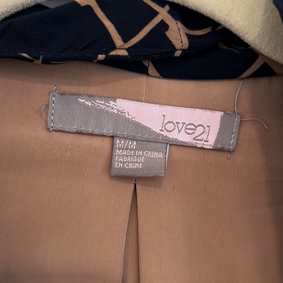 Black and tan checker loose blazer - size medium - Picture 3 of 3